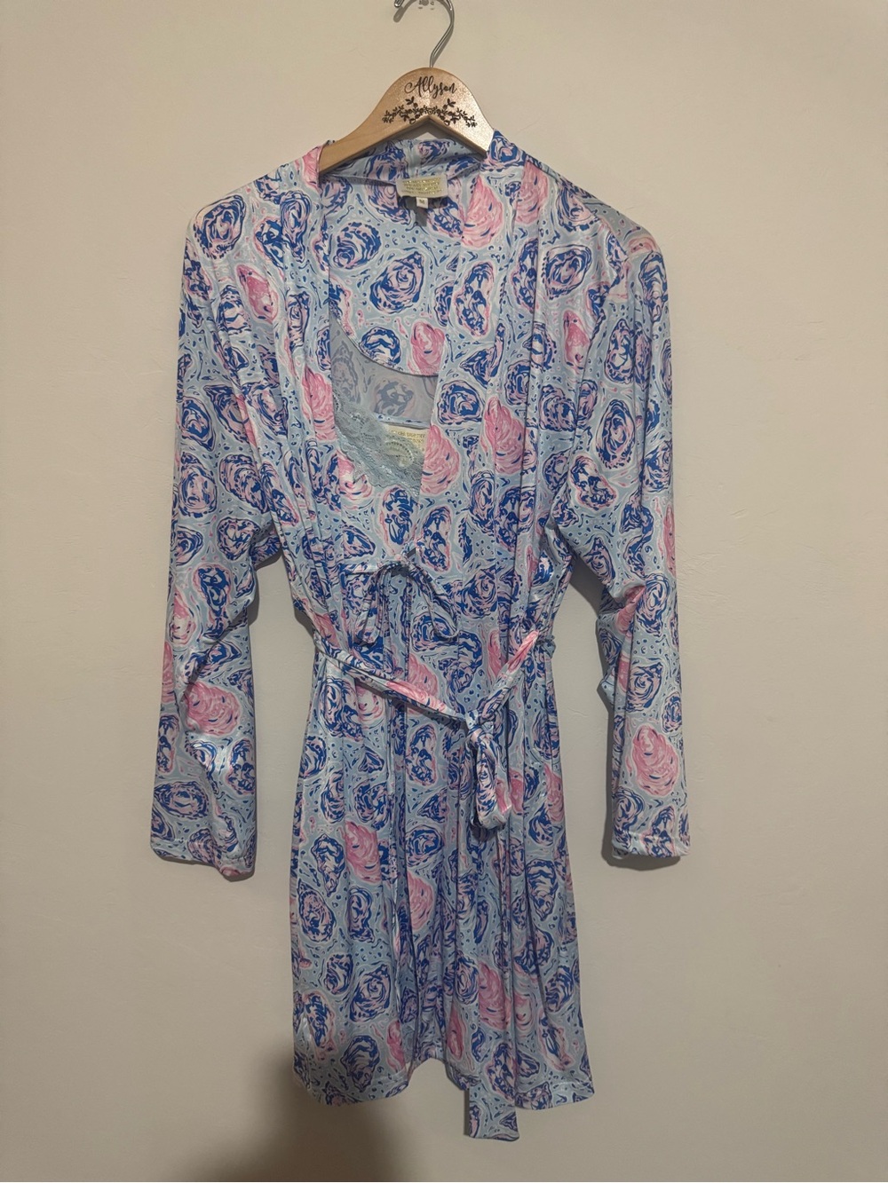 SIMPLY SOUTHERN ROBE & Night GownBLUE & Pink & WHITE Oyster SIZE Medium